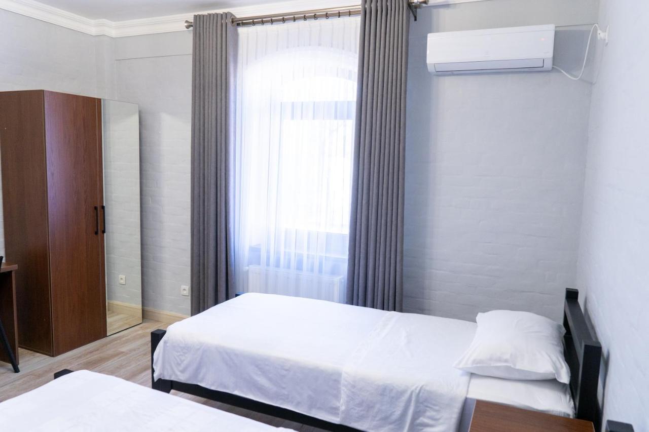 Nest Inn Tashkent Ngoại thất bức ảnh