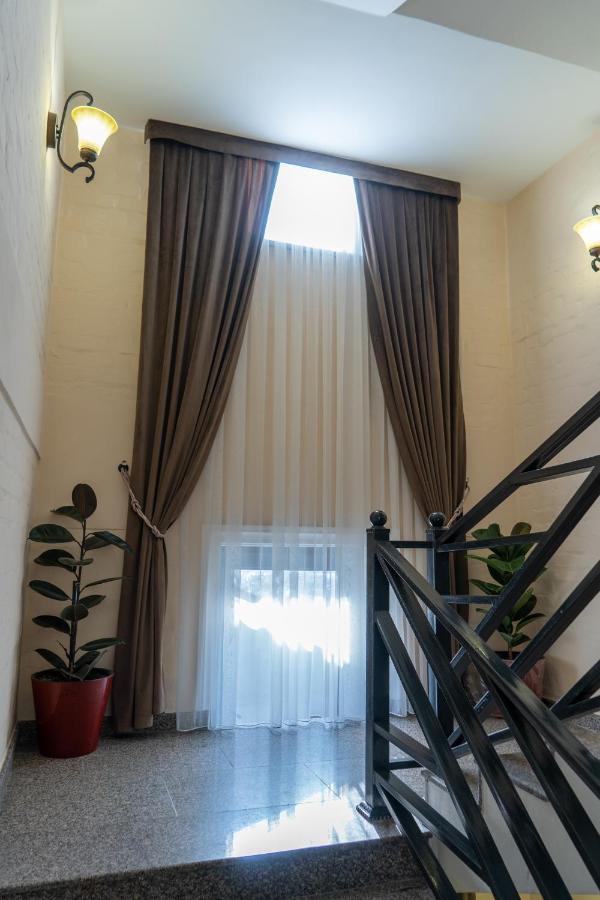 Nest Inn Tashkent Ngoại thất bức ảnh